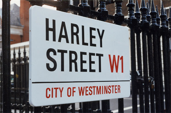 Image of Harley Street, London, signage